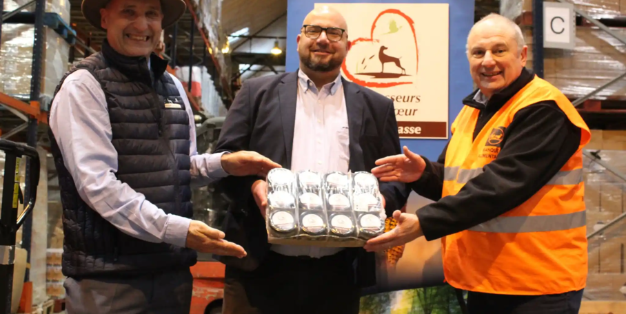 "Lille : le "Tour de France solidaire" des chasseurs offre 23 000 repas"