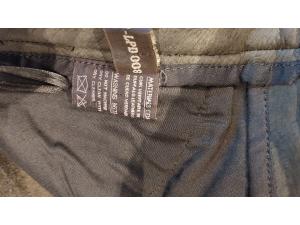 Pantalon de chasse en cuir kaki de la marque "Verney Caron" neuf.