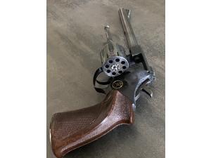 Révolver ARMINIUS 22 LR