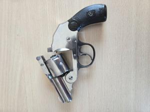 Revolver cal 38S&W