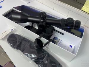 ZEISS VICTORY V8 2,8-20x56 M ASV 60 ill.