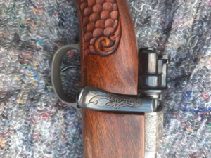 Unique carabine VOERE 300 WM sculptée et gravée par un artisan- tres bon état peu tirée