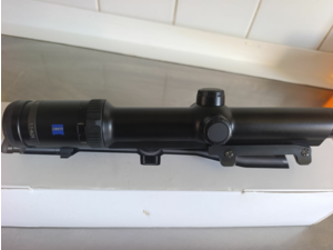 Lunette de battue zeiss victory, 1.1.4.24 reticule lumineuxavec montage blaser