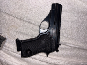 BERSA 22lR + boîtes de 50offert