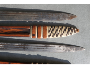 Paire de machettes africaines