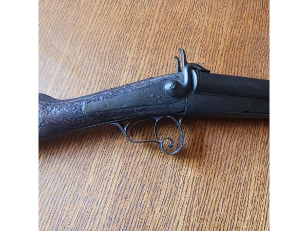 Fusil a chien ancien