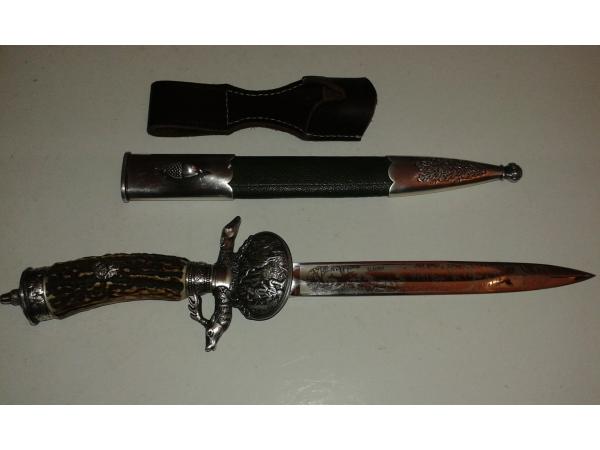 Dague de la DJV fabrication Hubertus