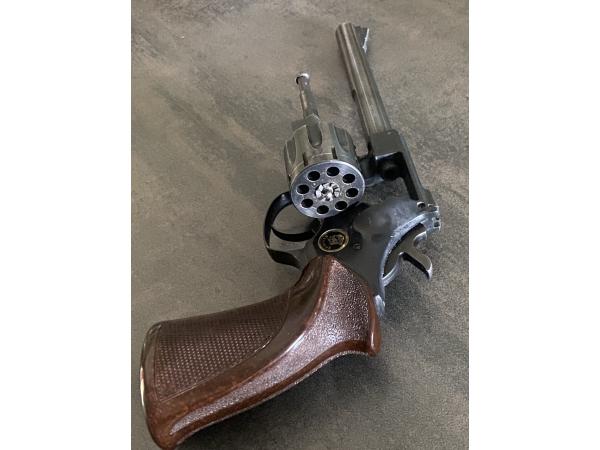 Révolver ARMINIUS 22 LR