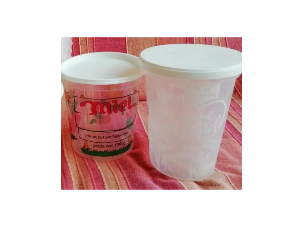 Pots de miel vide plastique