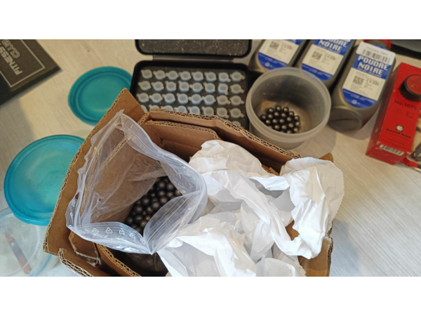 Remington Pietta Sheriff inox .44 — Comme neuve — 850 € le lot(remise en main propre caen est alentours)