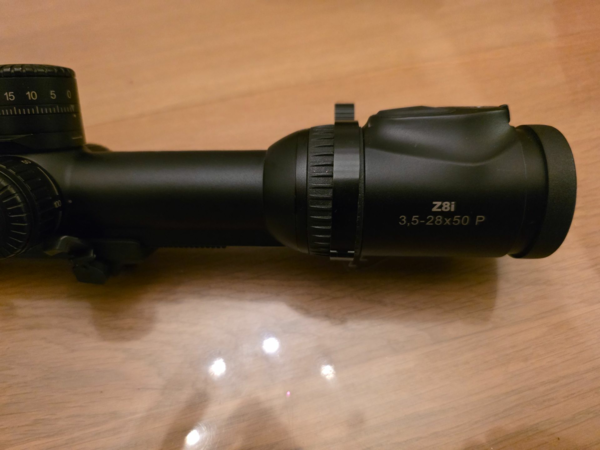 Lunette swarovski z8i 3,5-28 x50 avec tourelle et montage blaser