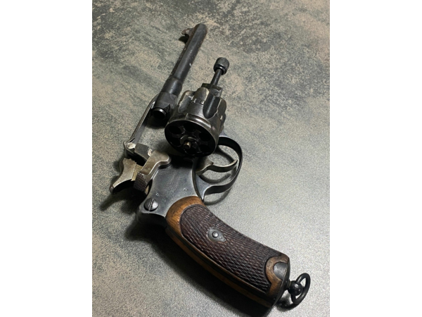 Révolver St Etienne 1892