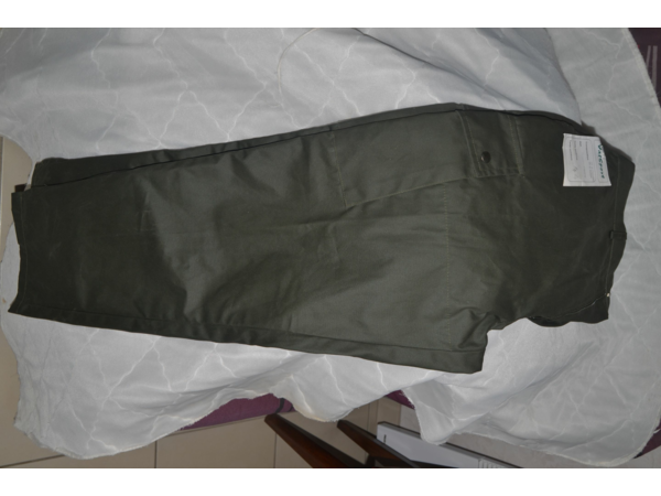 pantalon de chasse huilé NEUF taille 44