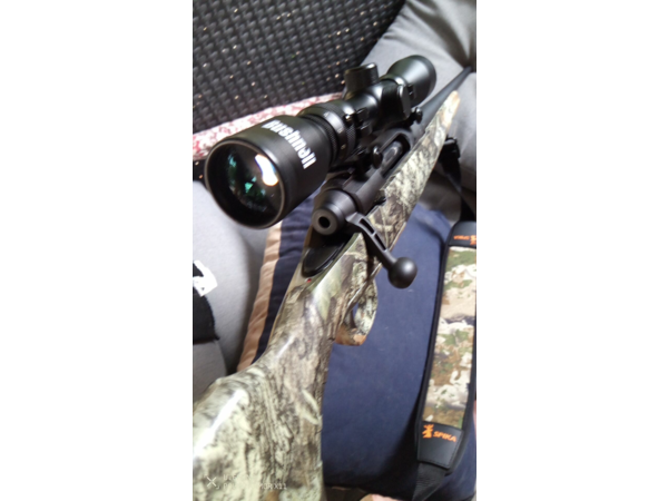 Vends Savage Axis+lunette+ bretelle+munitions