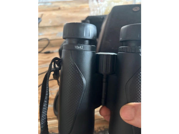 Jumelles Zeiss Terra ED 10x42