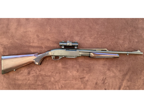 CARABINE A POMPE REMINGTON 7600 CAL 35 WHELEN AVEC POINT ROUGE