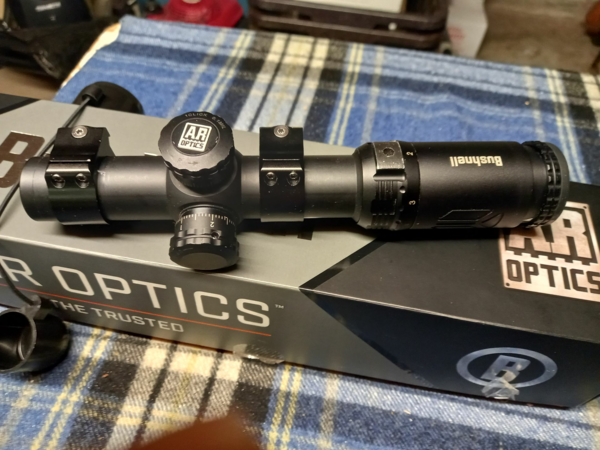 Lunette bushnell 1-4x24 AR OPTICS