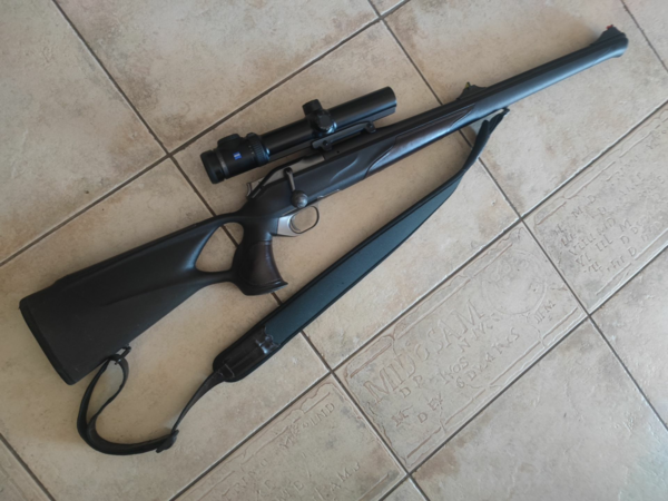 BLASER R8 ruthenium success cuir professionnel, calibre 9.3x62