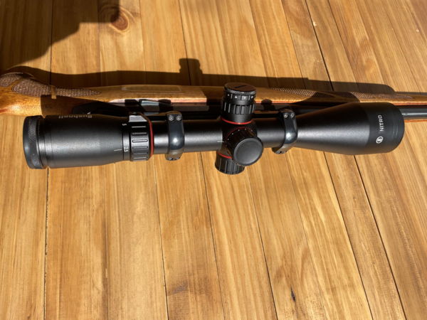 Tikka t3 Hunter 270wsm fileté + Bushnell nitro 2,5/15