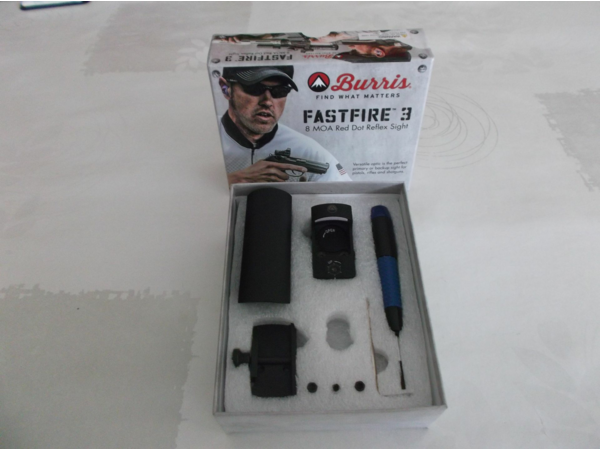 BURRIS FastFire III  8 MOA  2022  ETAT NEUF .