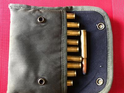 Lot de 10 balles plus la pochette