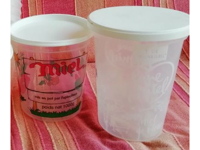 Pots de miel vide plastique