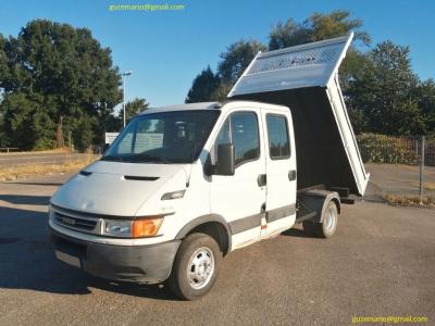 Iveco benne Daily 35C12 double cabine